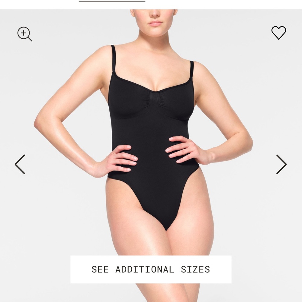 SKIMS SEAMLESS SCULPT THONG BODYSUIT